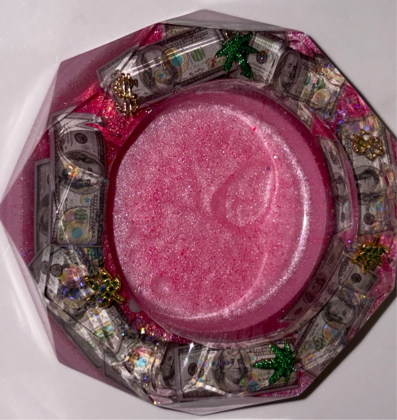 BABY PINK DOLLAR BILL & LEAF GLITTER ASHTRAY