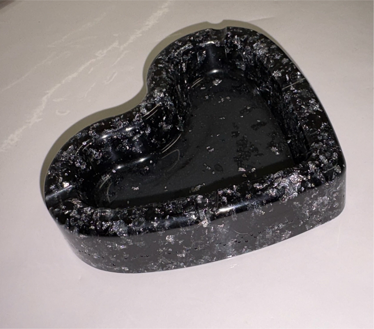 BLACK AND METAL LOVE HEART ASHTRAY