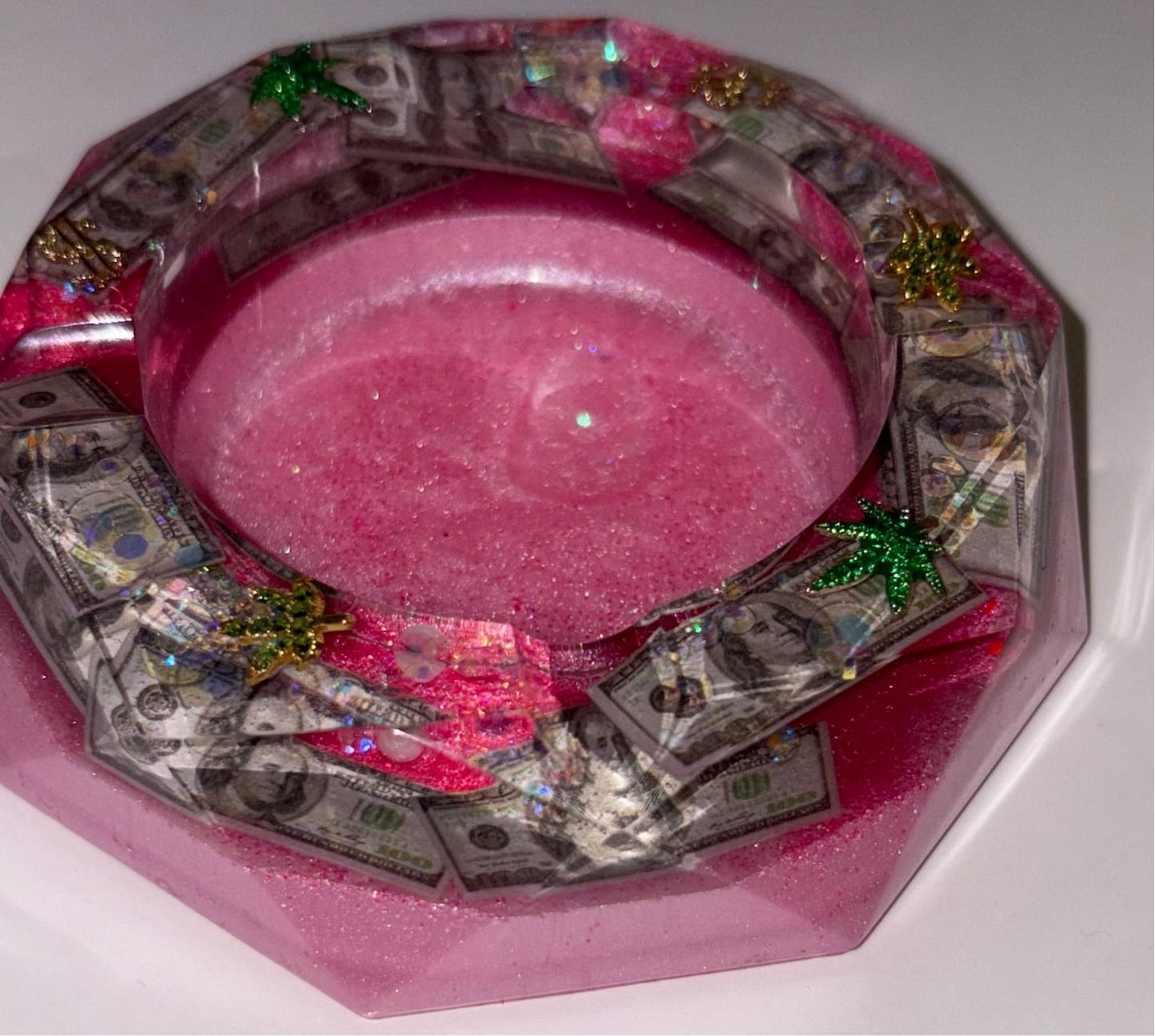 BABY PINK DOLLAR BILL & LEAF GLITTER ASHTRAY