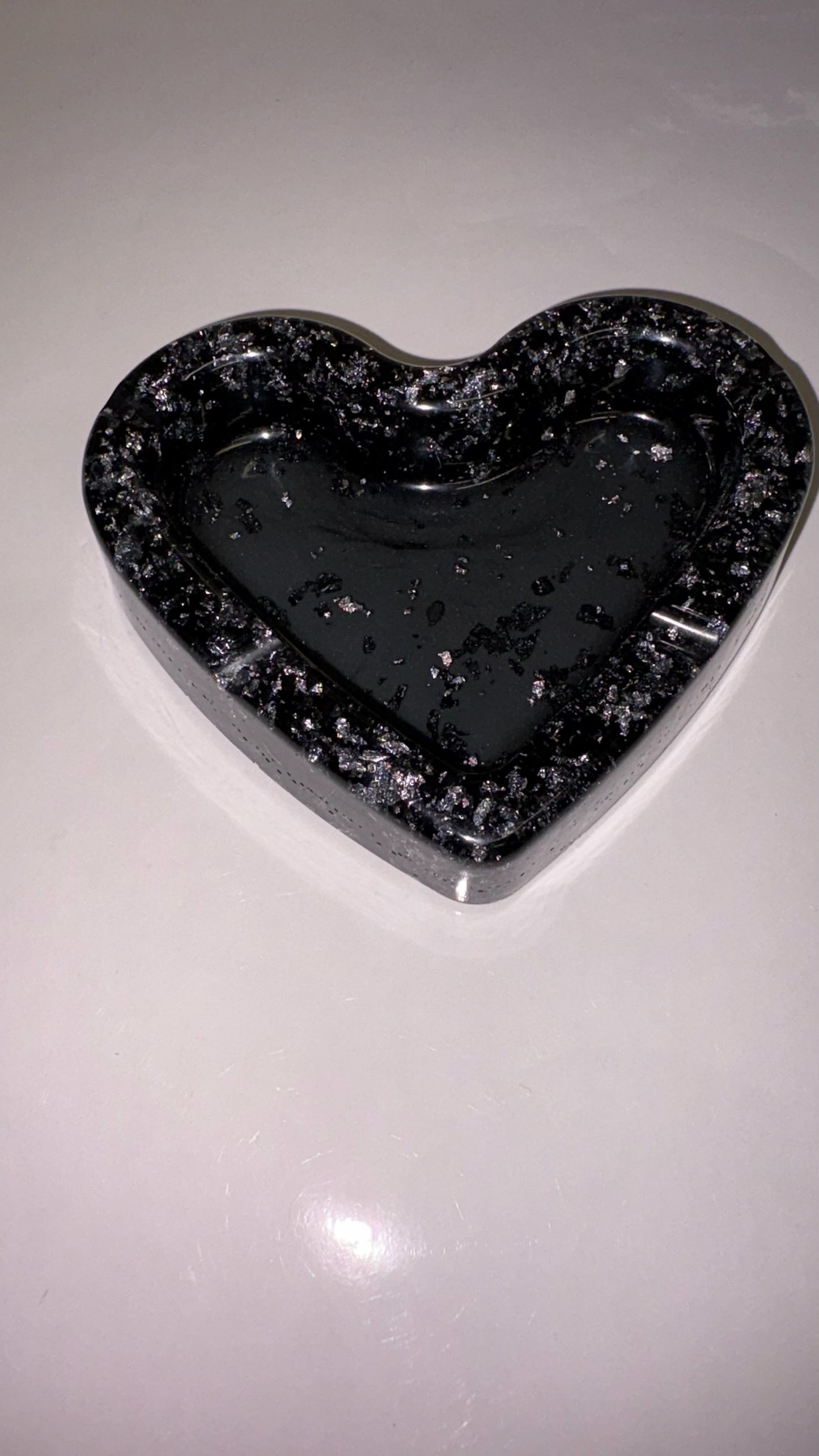 BLACK AND METAL LOVE HEART ASHTRAY