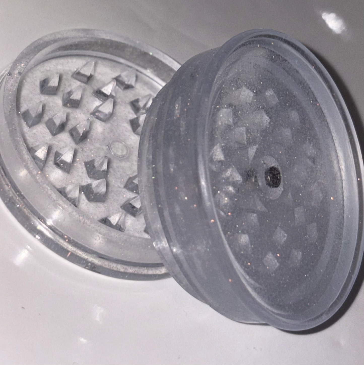 GLITTER GRINDER
