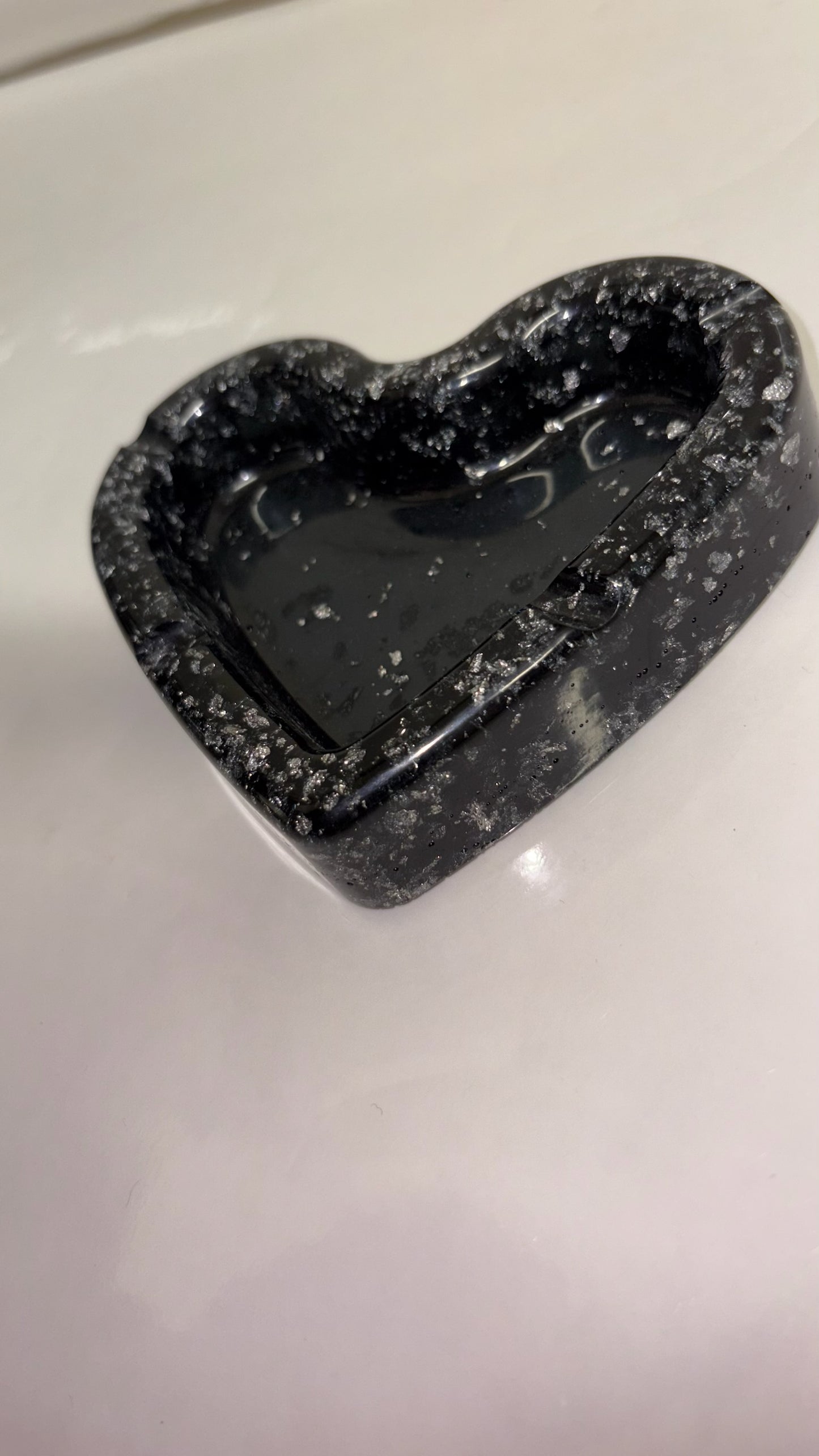 BLACK AND METAL LOVE HEART ASHTRAY
